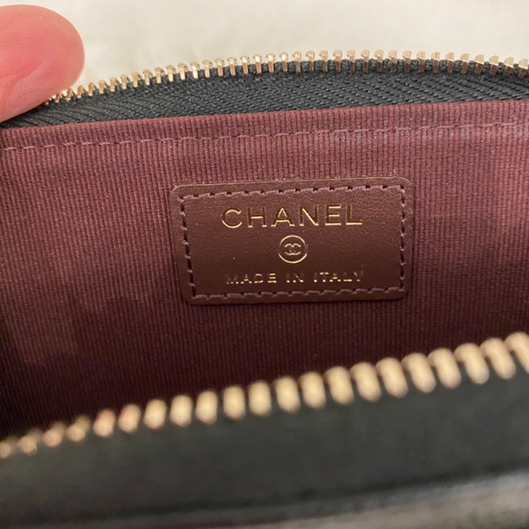 Authentic Chanel compact wallet or card holder - Picture 5 of 7